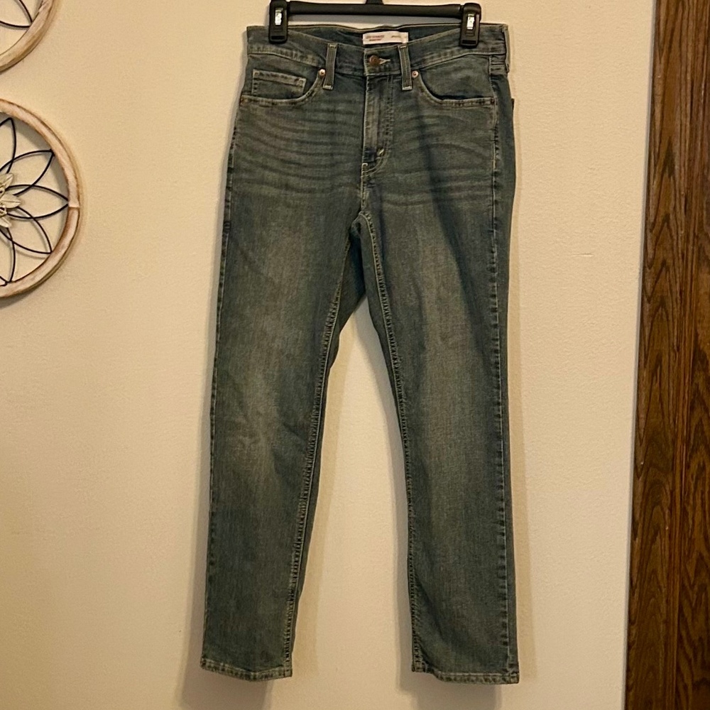 LEVI STRAUSS SIGNATURE Men’s Athletic Fit Jeans, Size 29x30